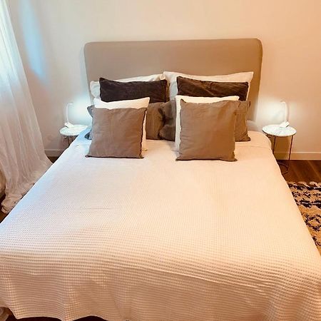 Gaestehaus Zur Uni Klinik Exklusives Apartment Mit Kueche Und Badezimmer ฮอมบวร์ก ภายนอก รูปภาพ