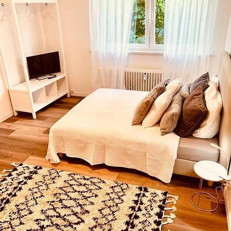 Gaestehaus Zur Uni Klinik Exklusives Apartment Mit Kueche Und Badezimmer ฮอมบวร์ก ภายนอก รูปภาพ