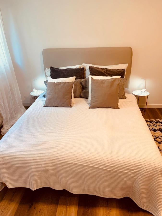 Gaestehaus Zur Uni Klinik Exklusives Apartment Mit Kueche Und Badezimmer ฮอมบวร์ก ภายนอก รูปภาพ