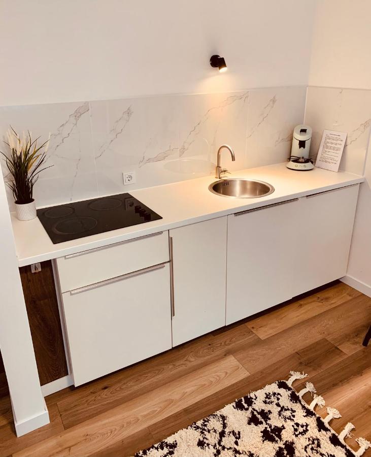 Gaestehaus Zur Uni Klinik Exklusives Apartment Mit Kueche Und Badezimmer ฮอมบวร์ก ภายนอก รูปภาพ